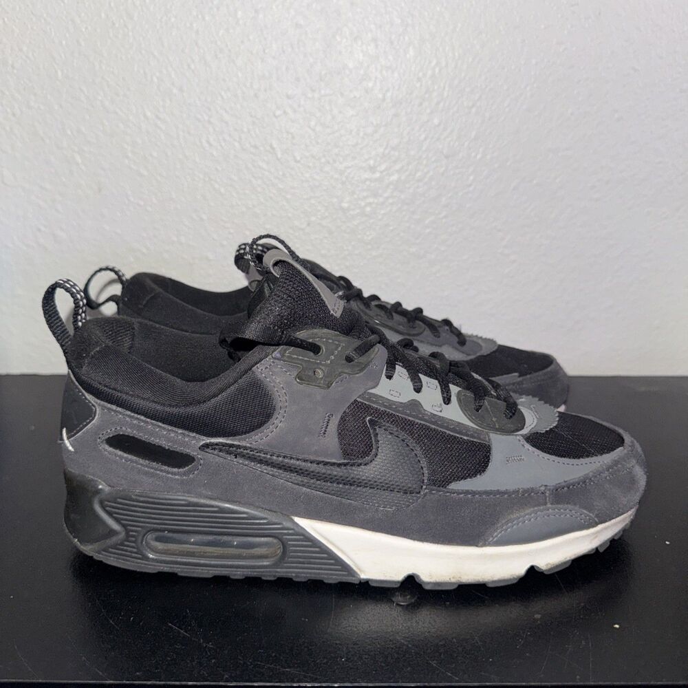 Nike Air Max 90 Futura Womens Size 9 Black Gray Sneakers Shoes DM9922-003